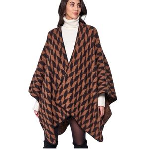 Women’s Brown/Black Geometric Knitted Kimono NWT